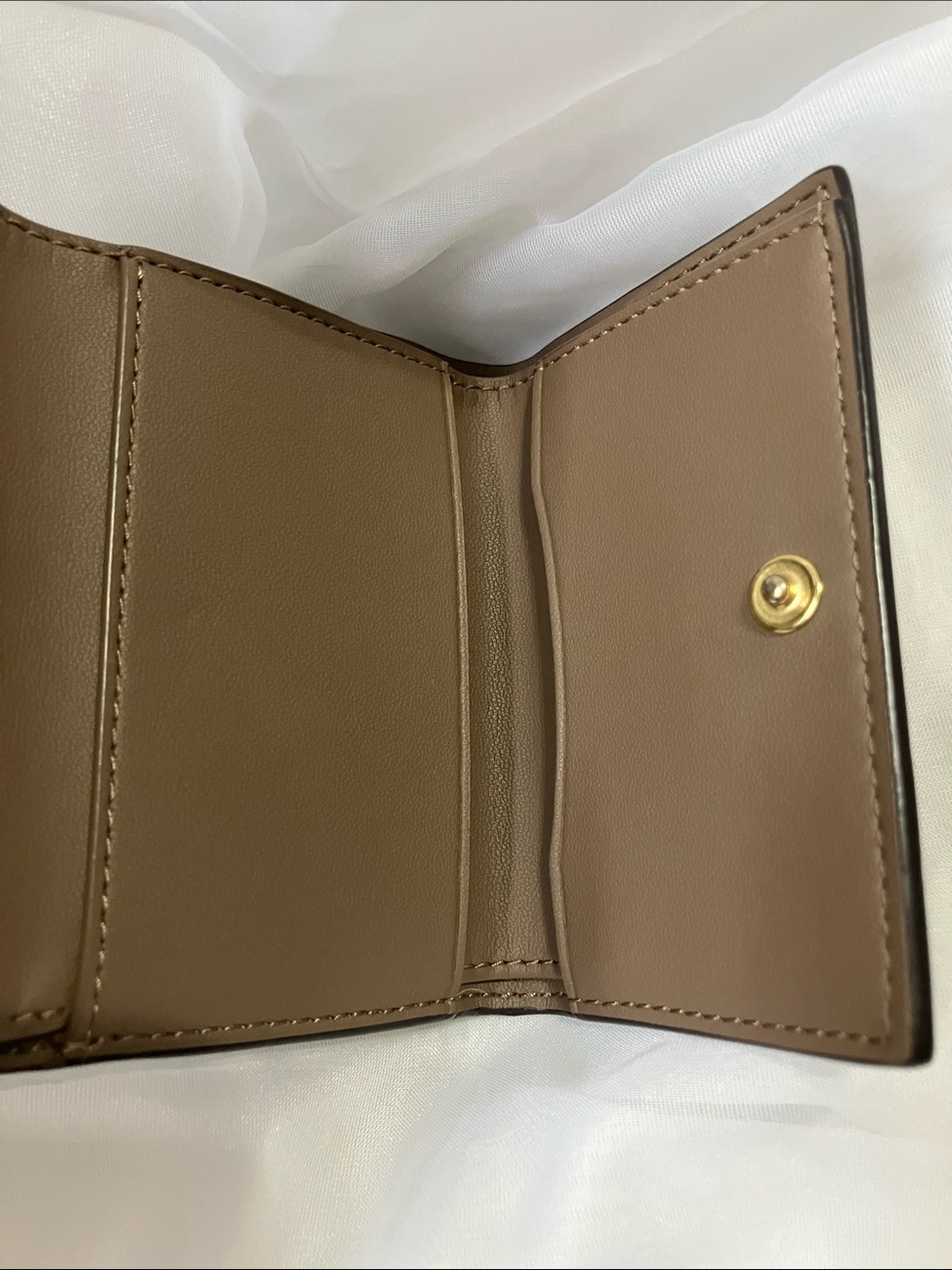 Micro Wallet - Picture 2 of 13